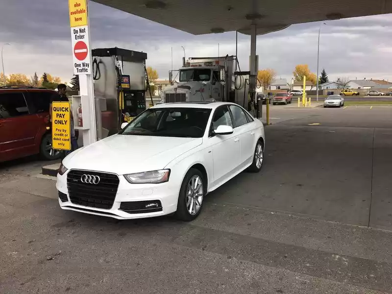 Used Audi A4 For Sale in Doha #6951 - 1  image 